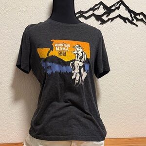 Mountain Mama Fitted Tee (S) Dark Gray